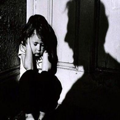 پایان نامه افزایش بحران کودک آزاری در جامعه شهری به عنوان نمادی از آسیب های اجتماعی